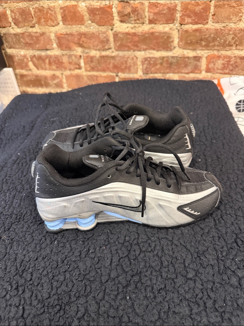 Nike Men’s Black and Silver Athletic Sneakers